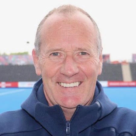 Andy Halliday hire former international hockey player speaker book at official agent Great Business Speaker
