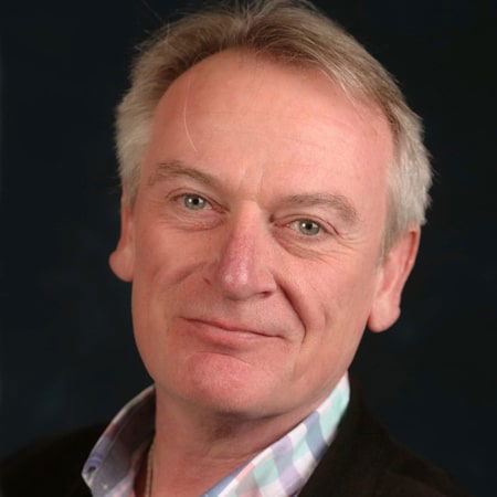 Chris Skinner fintech banking crypto entrepreneur keynote speaker book at official agent Great Business Speakers