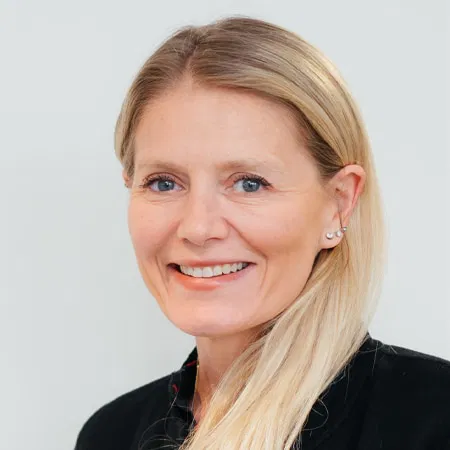 Elizabeth Cowper hire Founder of HR Tech Ludo speaker book at official agent Great-British-Speakers