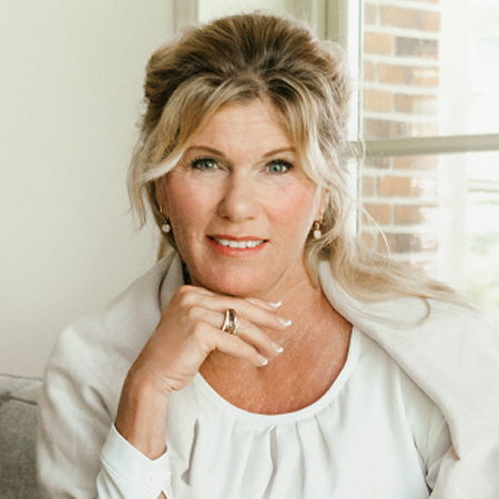 Marga Hoek ESR award winning sustainability finance business speaker book at official agent at Great Business Speakers