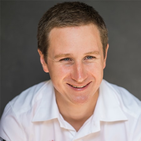 Gary Foote hire Chief information officer d-Director of Sustainability at the Haas Formula 1 team speaker book at official agent agent Great Business Speakers