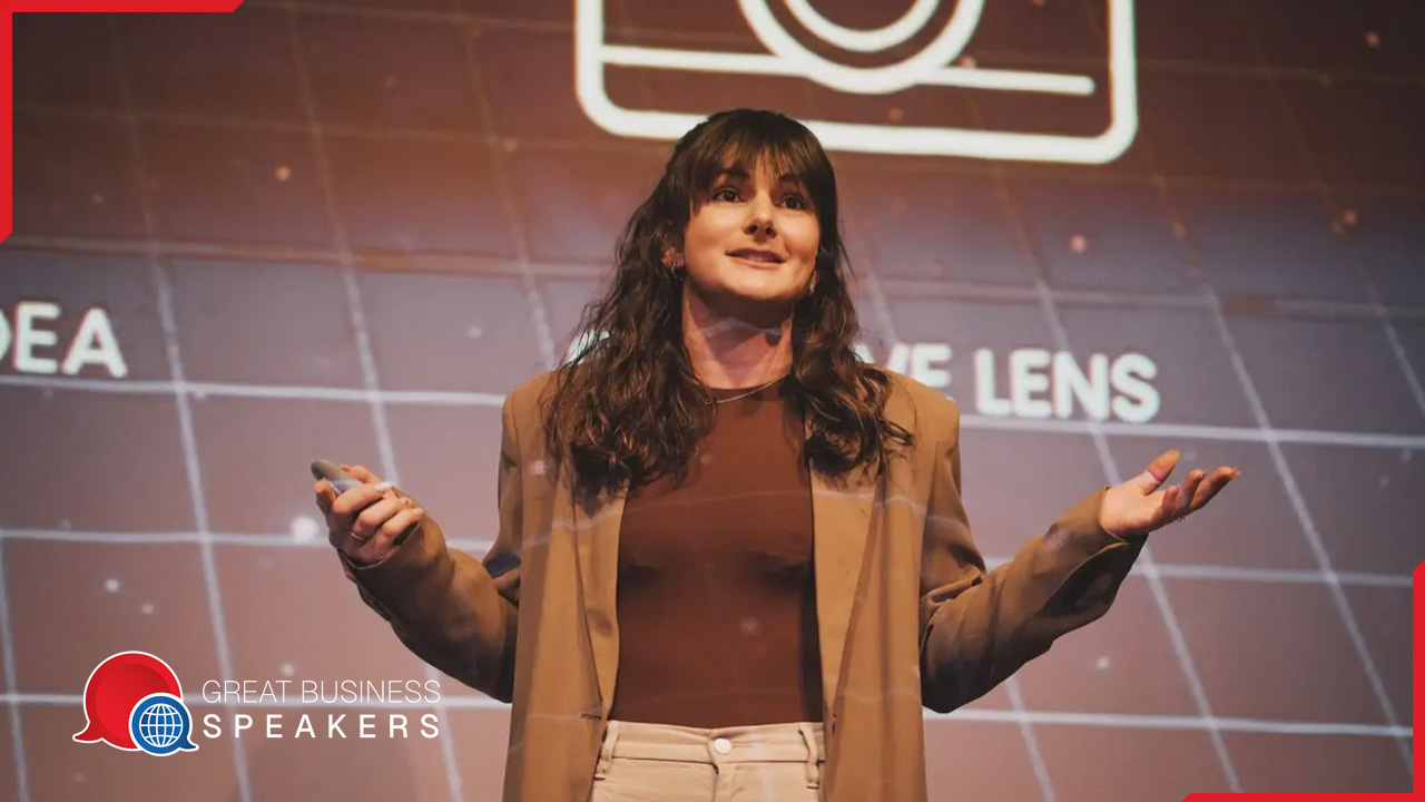 Perla Bloom hire global marketing speaker book at agent Great Business Speakers