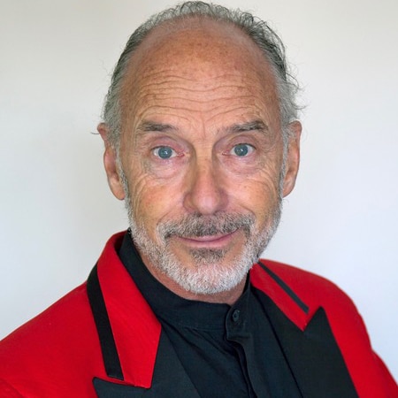 Steve-Barnett-hire-The-Silent-Conductor-speaker-book-at-agent-Great-Business-Speakers