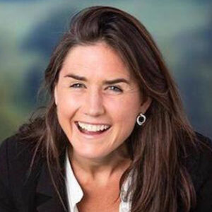 Hannah-Maclnnes-hire-broadcaster-speaker-book-at-agent-Great-British-Speakers-