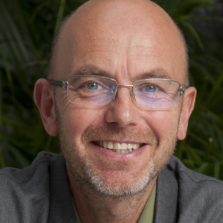 Wayne Hemingway MBE hire author speaker book at agent Great Business Speakers
